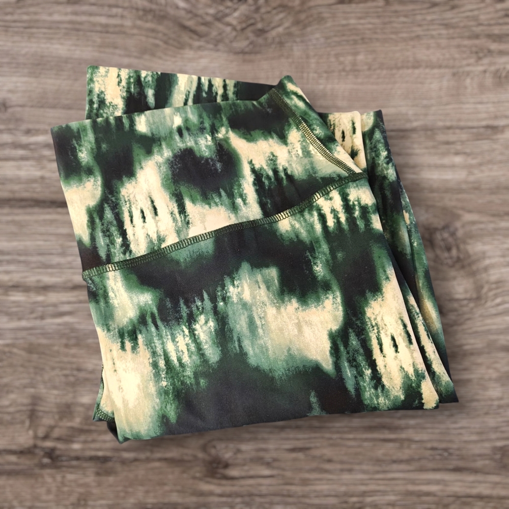 Womens Old Navy Powersoft Leggings Green Tie Dye Leggings Go Dry Tights Size L